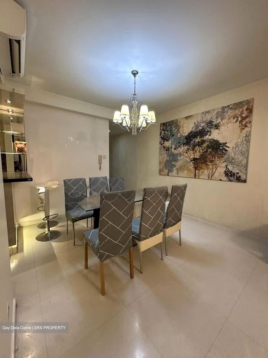 The Esparis (D18), Condominium #616502411